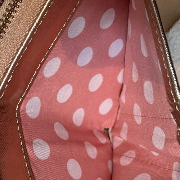 Disney Parks Lounge fly EUC Gold Sequined Minnie Mouse Ear Bow Wallet Clutch - Picture 11 of 12